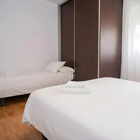 En Conil Zona Centro Solo Aceptamos Familias Y Parejas Appartement