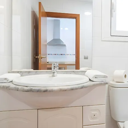 Appartement En Conil Zona Centro Solo Aceptamos Familias Y Parejas *